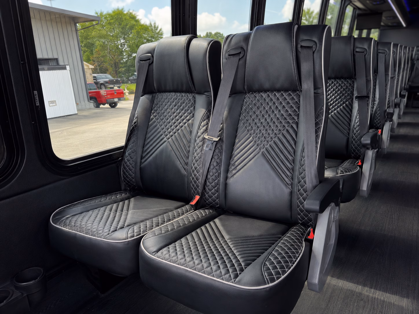 airport shuttle buses for wedding guests flying into oak or sfo